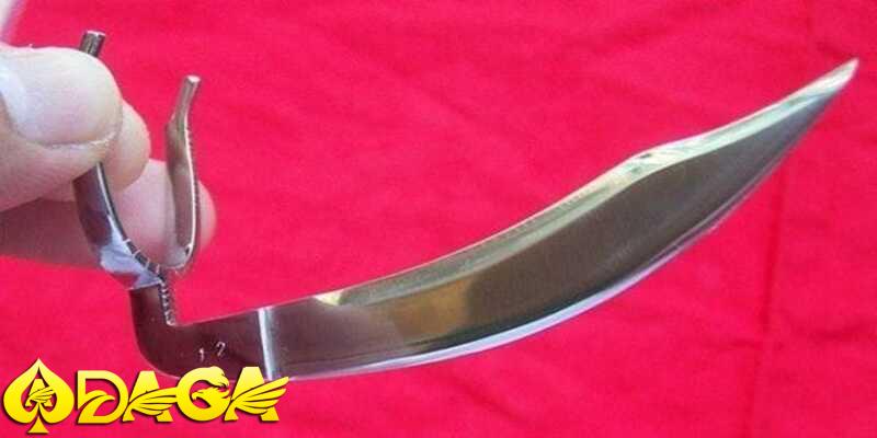 kỹ thuật gắn dao trong đá gà cựa dao